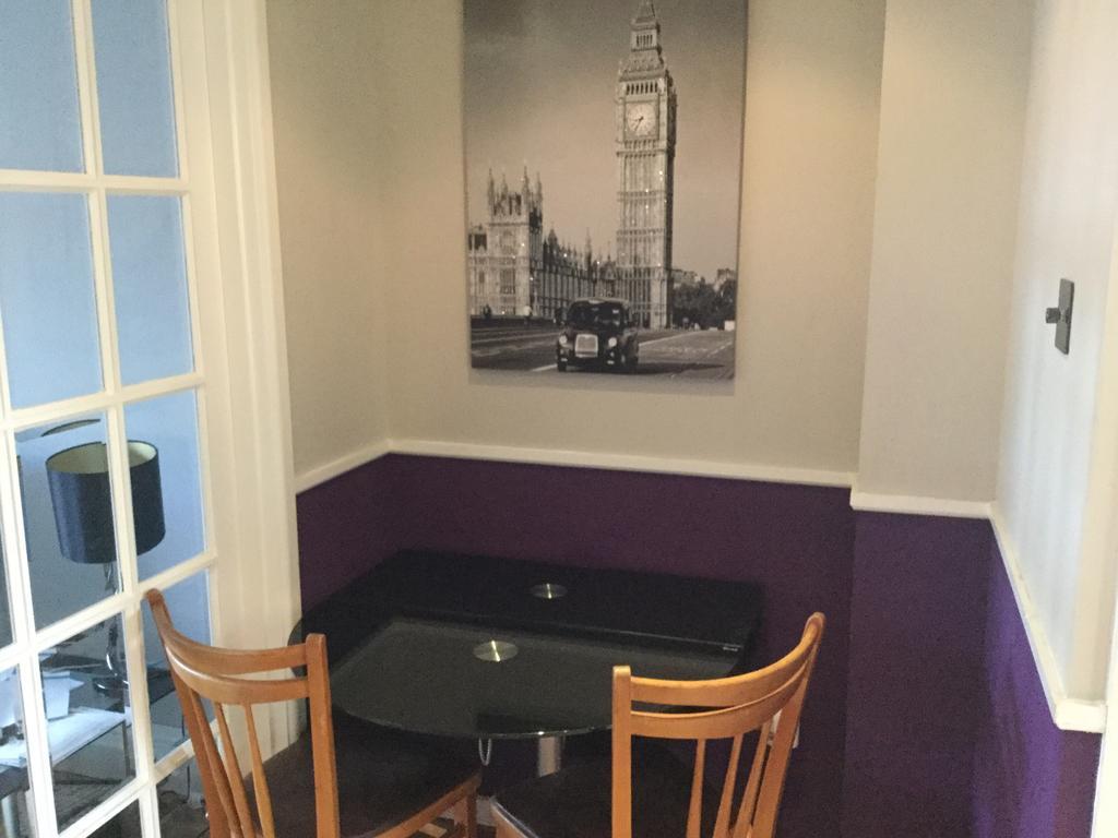 Constantine Court Homestay Shepton Mallet Luaran gambar